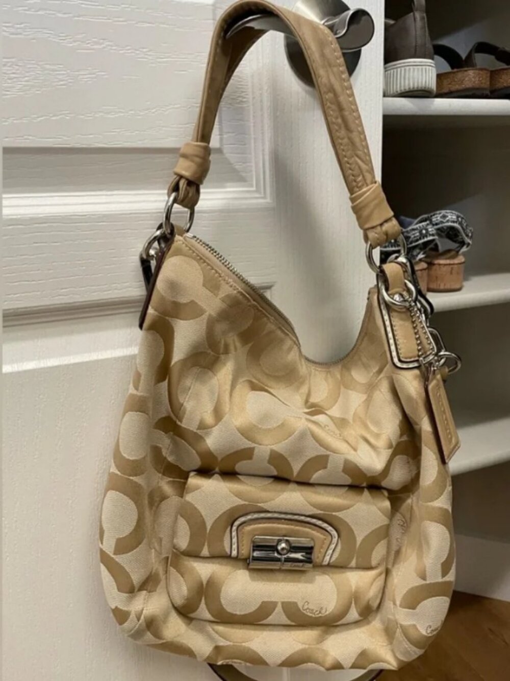 Coach Hobo Shoulder/ Crossbody Kristen bag Light Beige/ Sand/Tan Signature